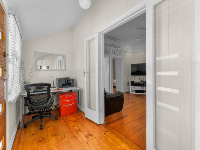 71 Carberry Street, Grange QLD 4051