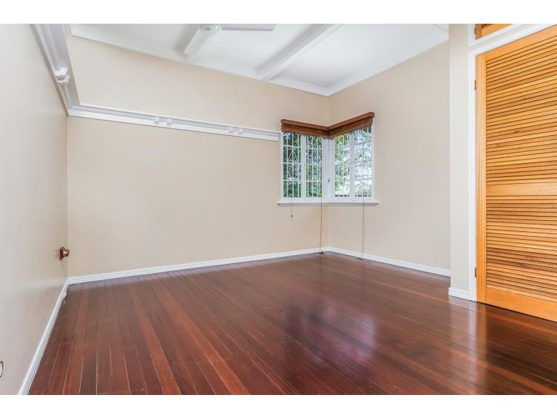 62 Brown Parade, Ashgrove QLD 4060