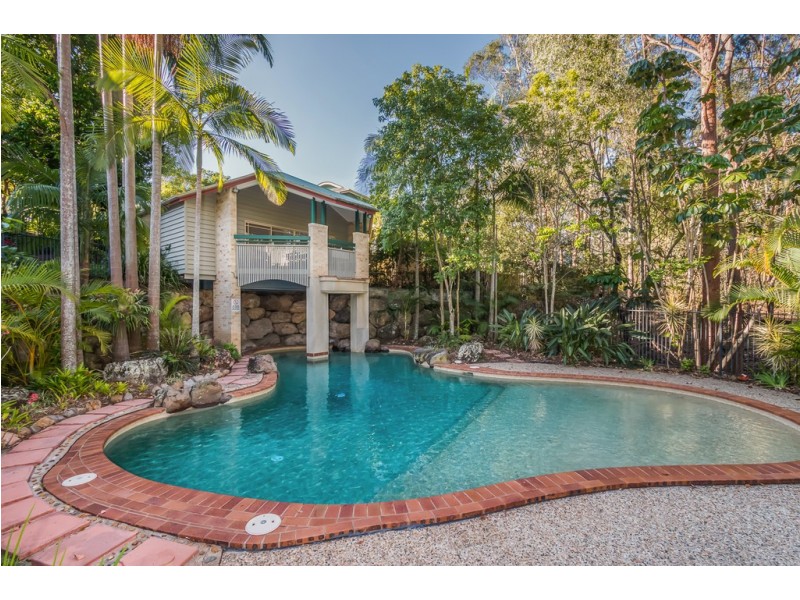 28/360 Simpsons Road, Bardon QLD 4065