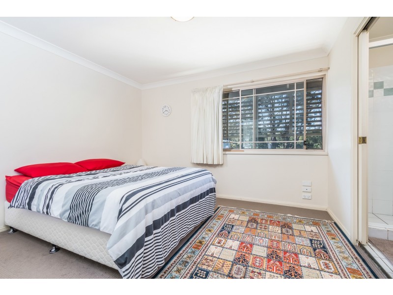 28/360 Simpsons Road, Bardon QLD 4065