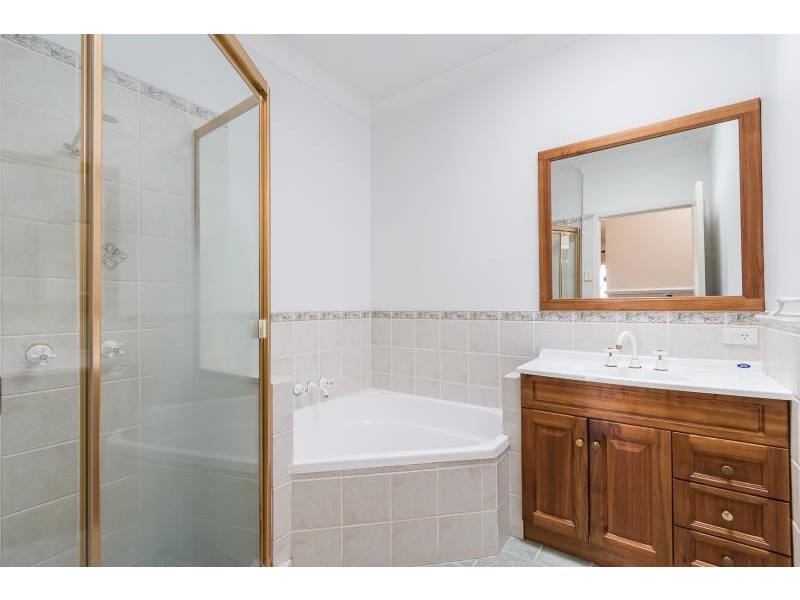 62 Brown Parade, Ashgrove QLD 4060