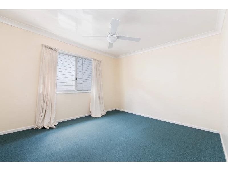 82 Greer St, Bardon QLD 4065