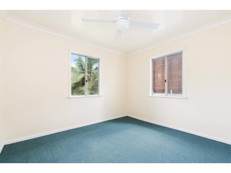 82 Greer St, Bardon QLD 4065