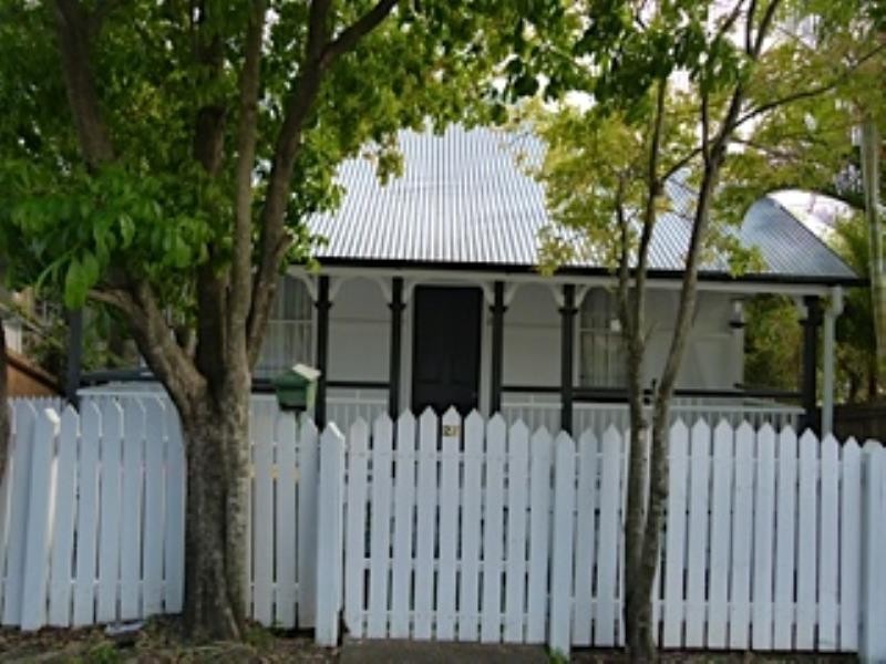 27 Agnes Street, Auchenflower QLD 4066