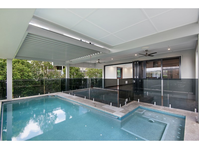 42 Fernberg Road, Paddington QLD 4064