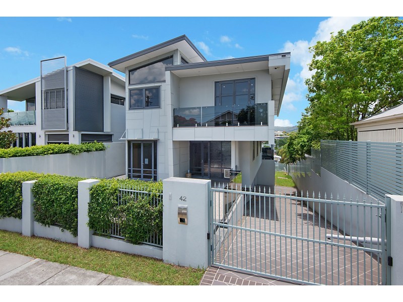 42 Fernberg Road, Paddington QLD 4064