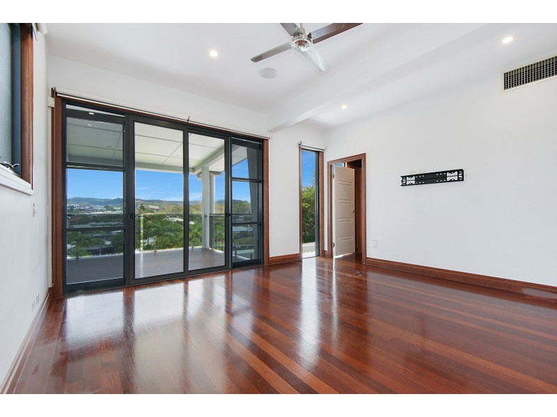 42 Fernberg Road, Paddington QLD 4064