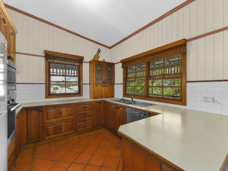 49 Coopers Camp Road, Bardon QLD 4065