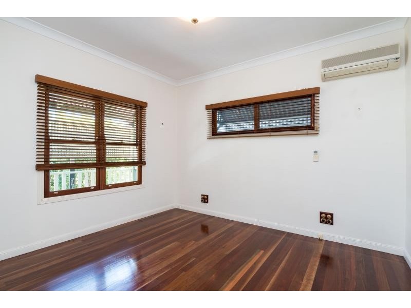 16 Fred Street, Red Hill QLD 4059