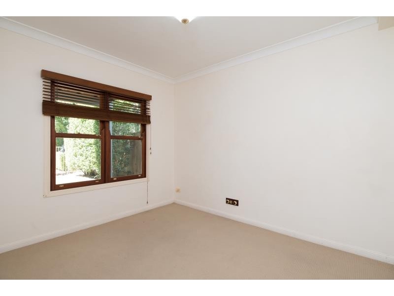 16 Fred Street, Red Hill QLD 4059