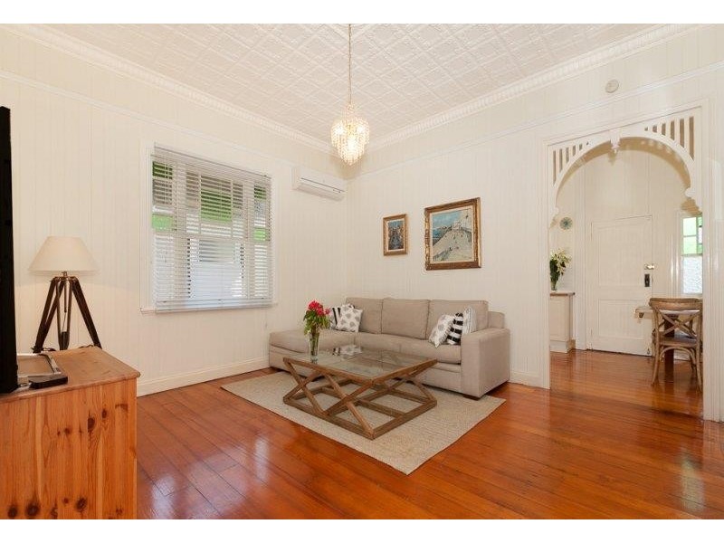 35 Dovercourt Road, Toowong QLD 4066