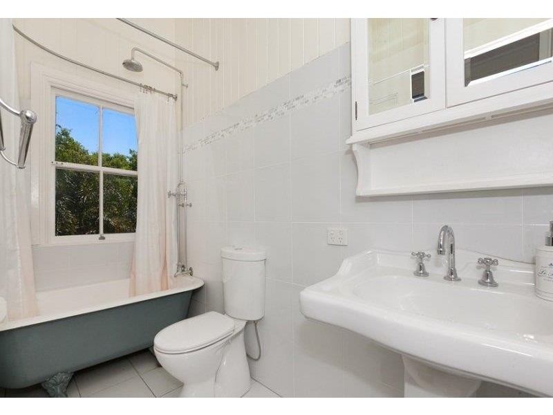 35 Dovercourt Road, Toowong QLD 4066