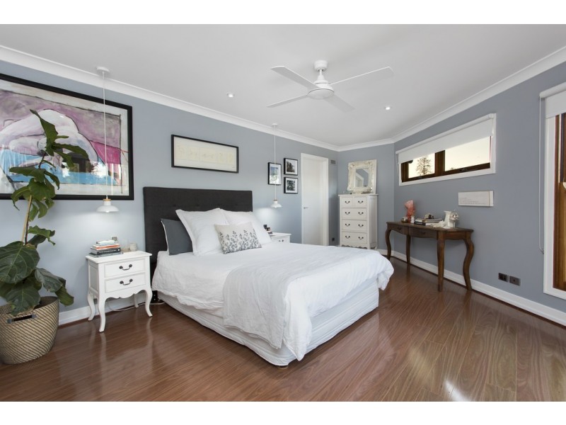 4 Denning Street, The Gap QLD 4061