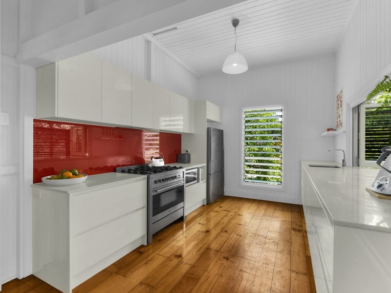 8 Thorsby Street, Red Hill QLD 4059