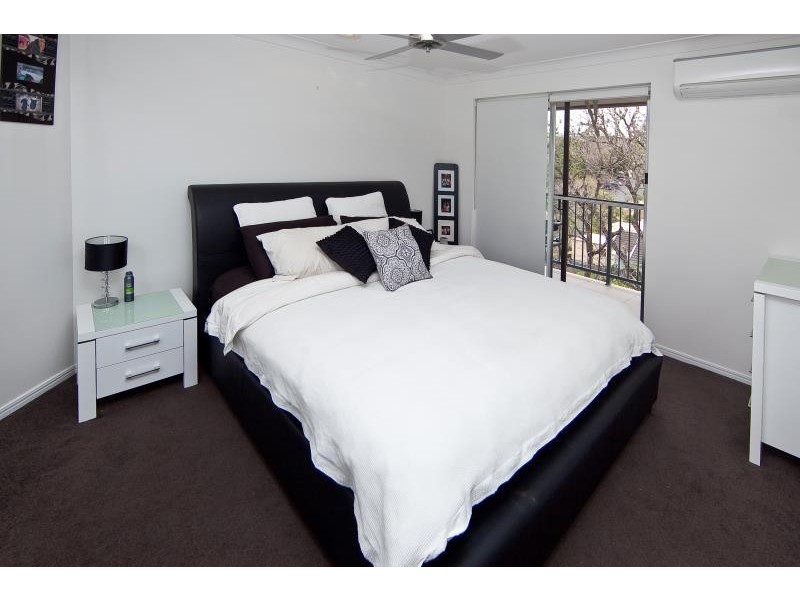 9/29 Bellevue Terrace, St Lucia QLD 4067