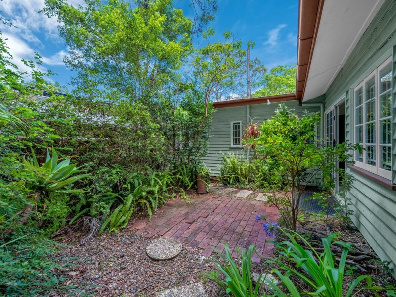 95 Stuartholme Road, Bardon QLD 4065