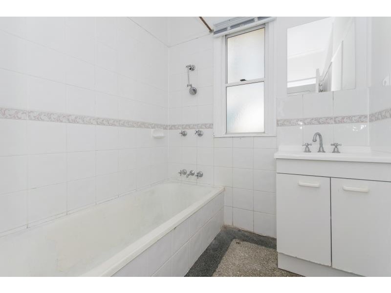 20 Kent St, Red Hill QLD 4059