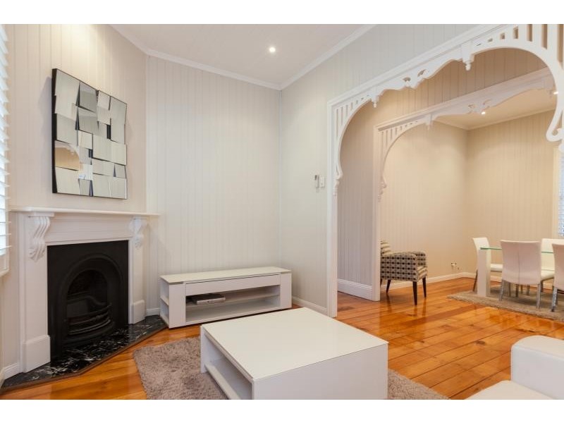 44 Gordon Street, Milton QLD 4064