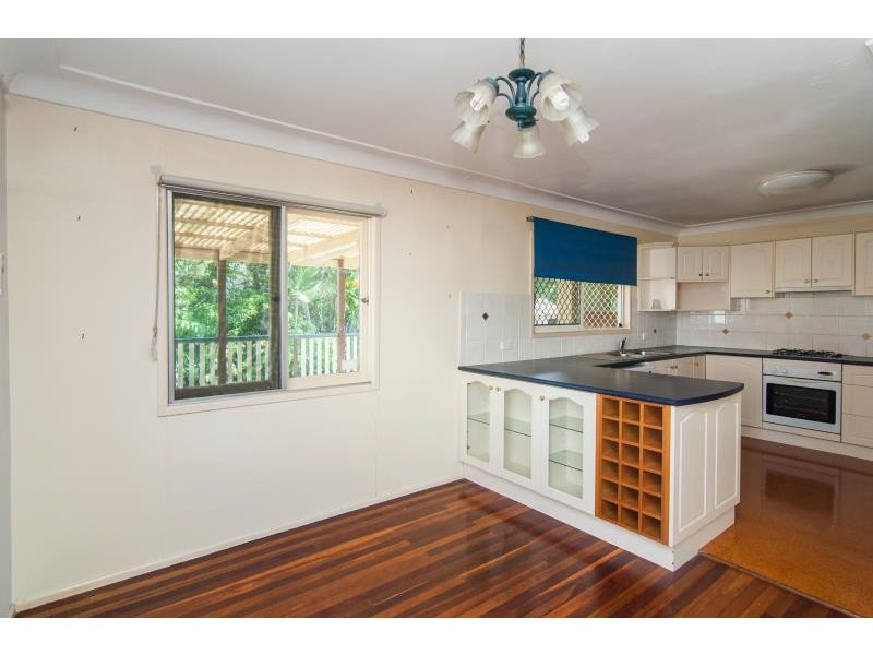 14 Lindale Street, Chermside West QLD 4032