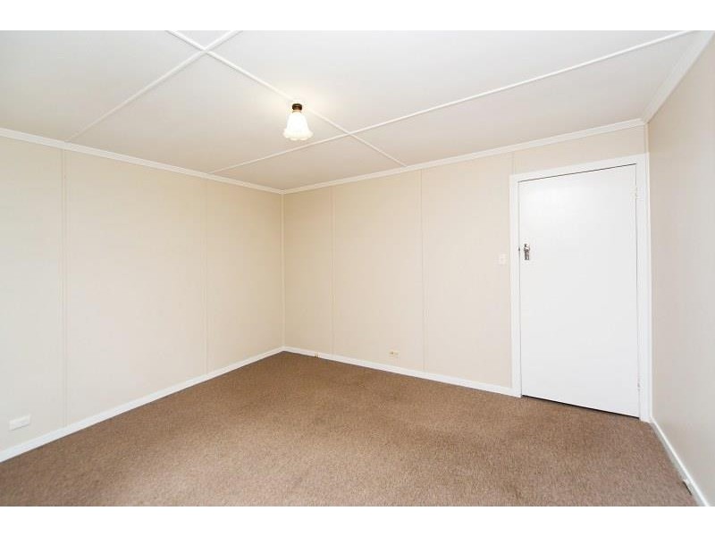 16 Dover Street, Red Hill QLD 4059