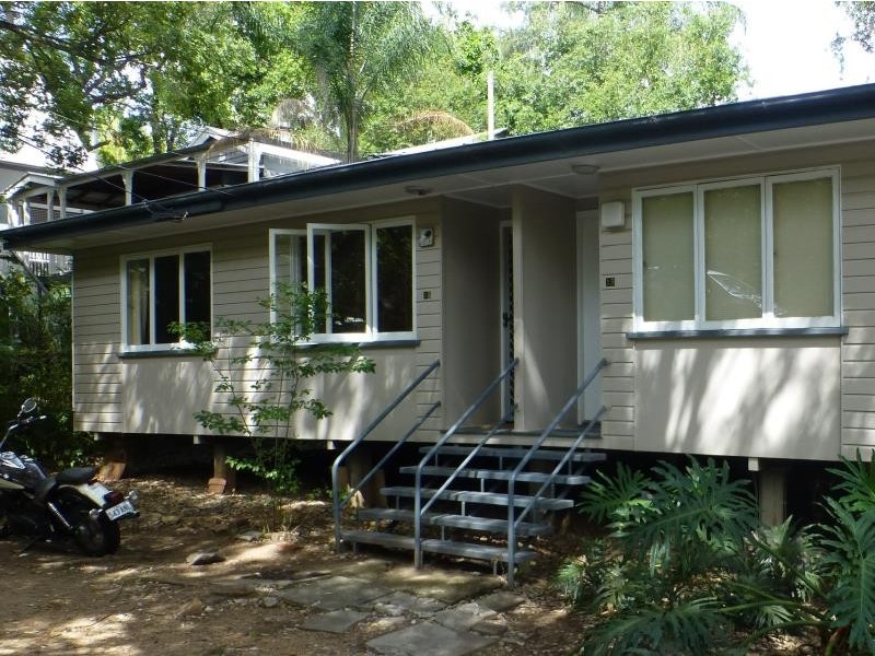 16 Dover Street, Red Hill QLD 4059