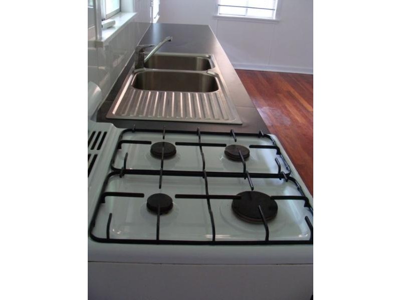 38 Cairns Street, Red Hill QLD 4059