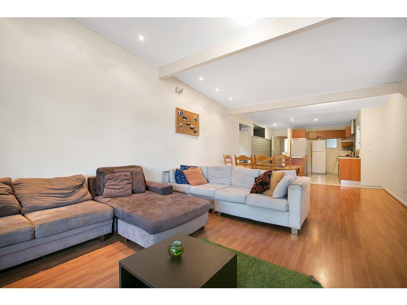 9 Torwood Street, Auchenflower QLD 4066