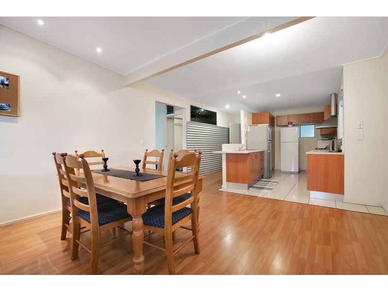 9 Torwood Street, Auchenflower QLD 4066