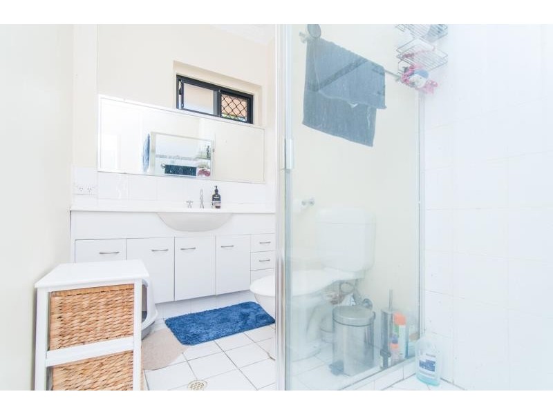 2/76 ELIZABETH STREET, Paddington QLD 4064