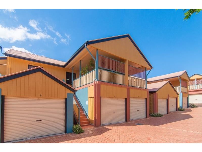 2/76 ELIZABETH STREET, Paddington QLD 4064