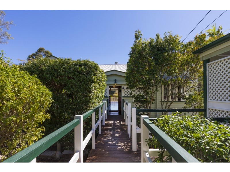 39 Primrose Terrace, Red Hill QLD 4059