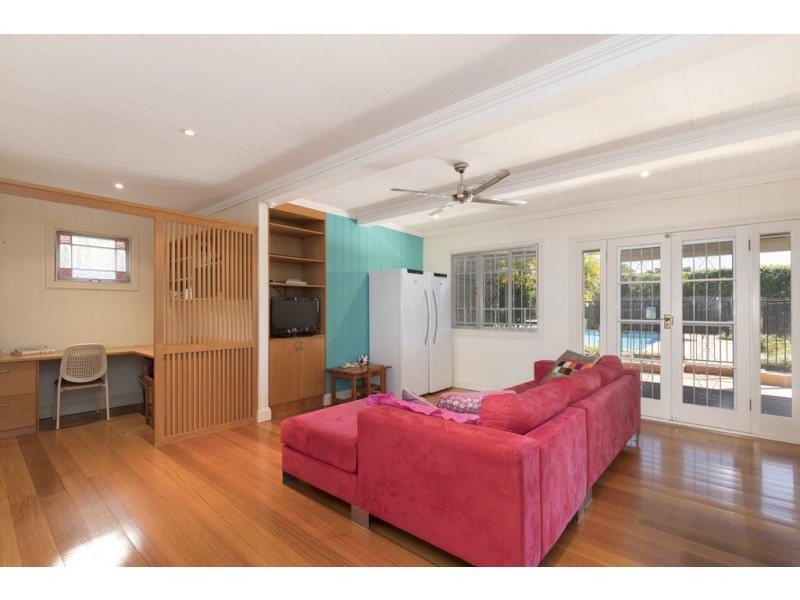 39 Primrose Terrace, Red Hill QLD 4059