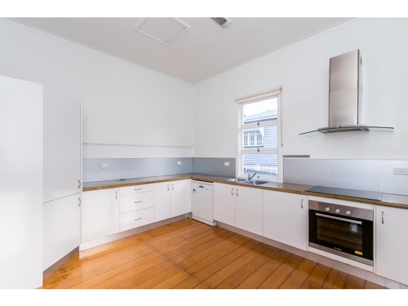 11 Primrose Street, Red Hill QLD 4059