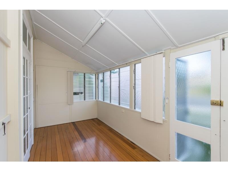 11 Primrose Street, Red Hill QLD 4059