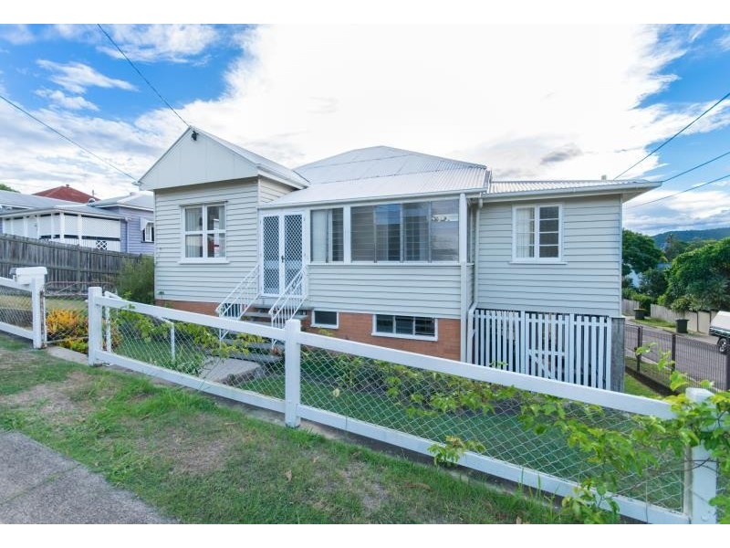 11 Primrose Street, Red Hill QLD 4059