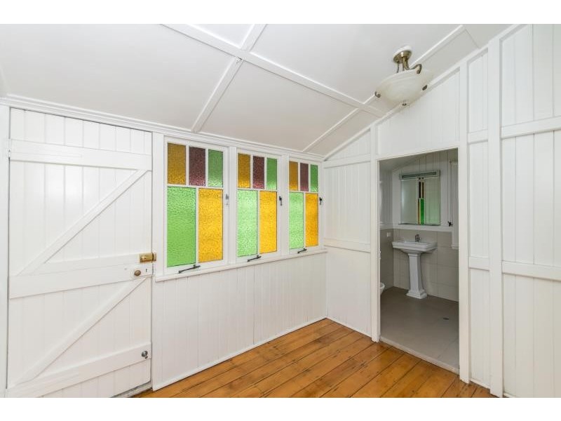 11 Primrose Street, Red Hill QLD 4059