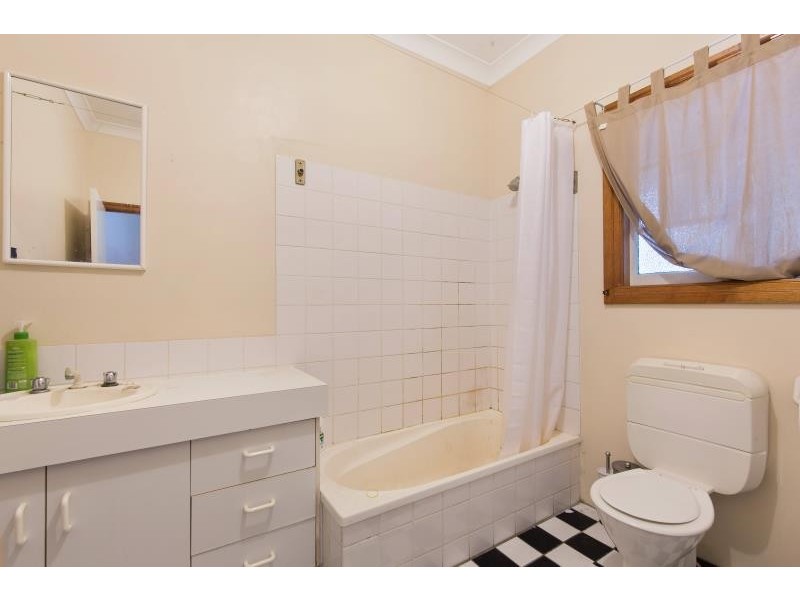 24 Bernhard street, Paddington QLD 4064