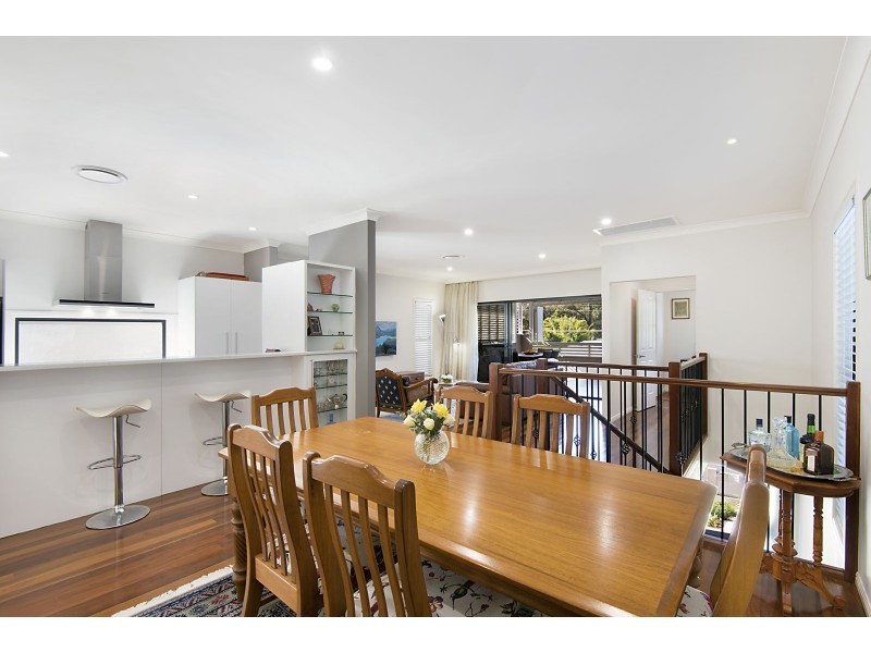18 Weatherhead Avenue, Ashgrove QLD 4060
