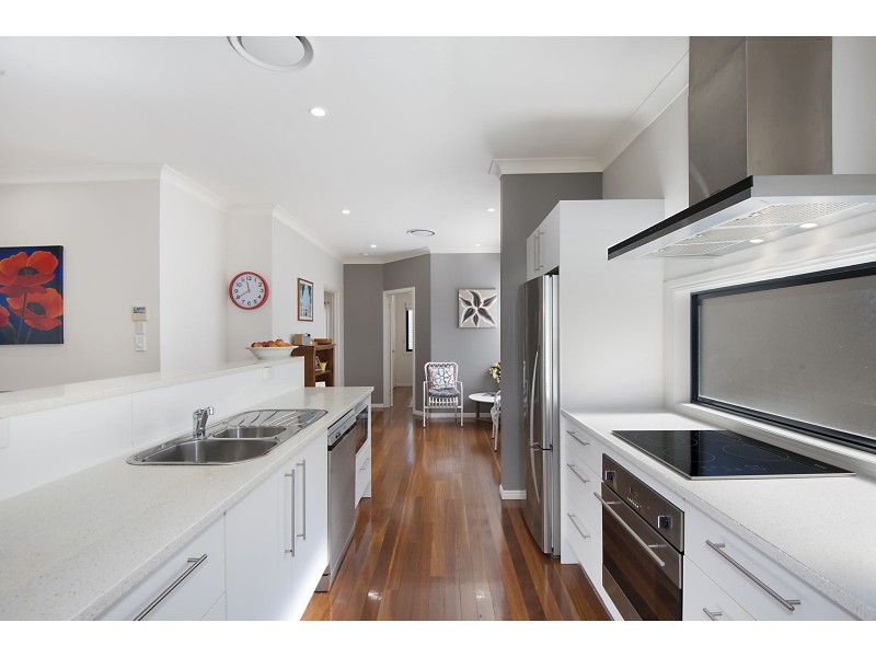 18 Weatherhead Avenue, Ashgrove QLD 4060