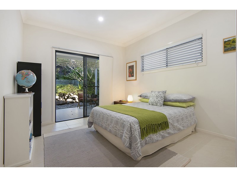 18 Weatherhead Avenue, Ashgrove QLD 4060