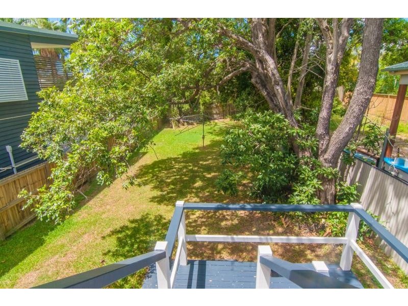 17 Burlington Street, East Brisbane QLD 4169