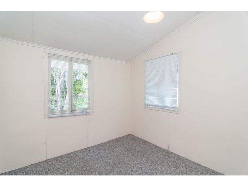 17 Burlington Street, East Brisbane QLD 4169