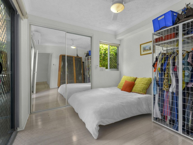 4/36 Holland Street, Toowong QLD 4066