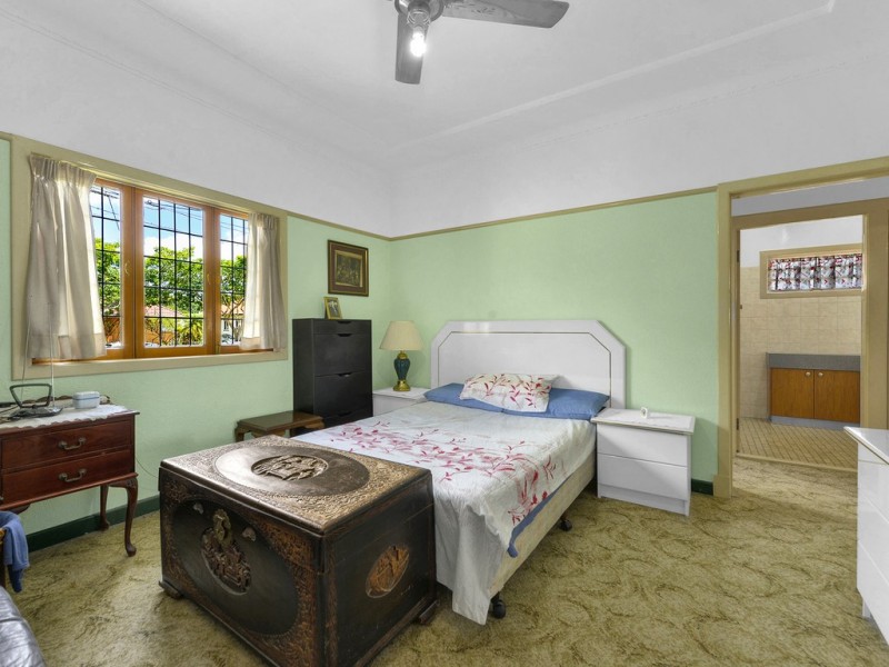 204 Ashgrove Avenue, Ashgrove QLD 4060