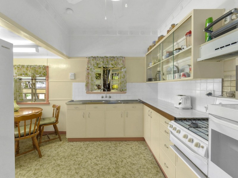 204 Ashgrove Avenue, Ashgrove QLD 4060