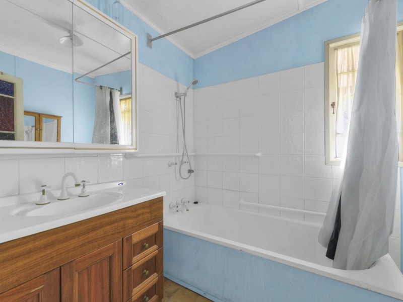 35 Caroline Street, Annerley QLD 4103