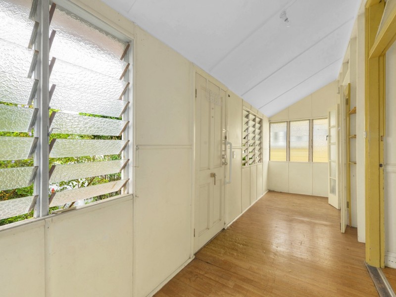 35 Caroline Street, Annerley QLD 4103