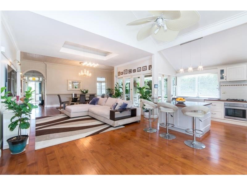 10 Markwell Street, Auchenflower QLD 4066