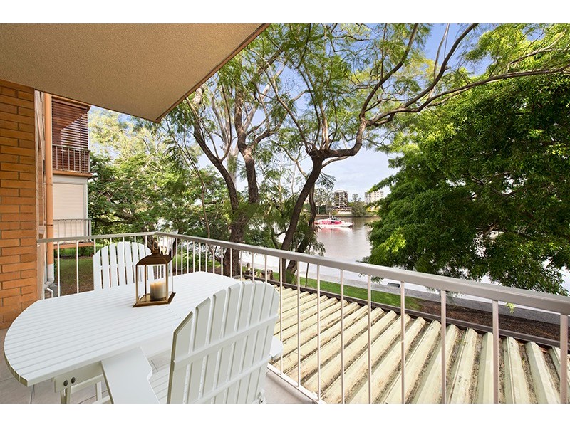 4/10 Carlow Street, West End QLD 4101