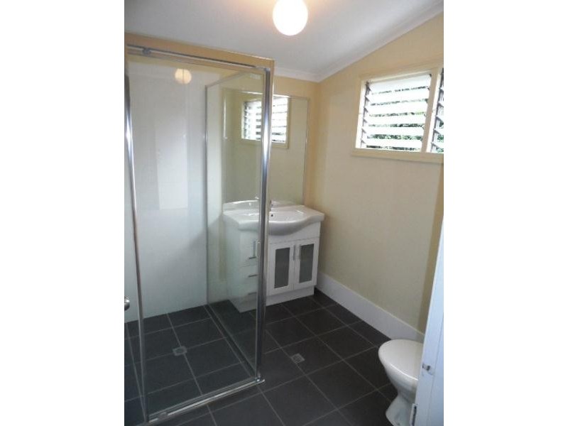 2/263 JUNCTION ROAD, Clayfield QLD 4011